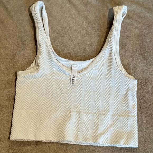 Tank top Bundle - Picture 5 of 6